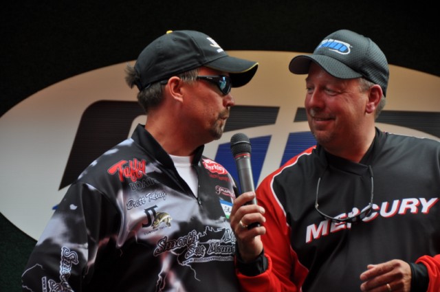 7A6F11A8-E8CC-40B1-A8A1-4CDF3AF280DA