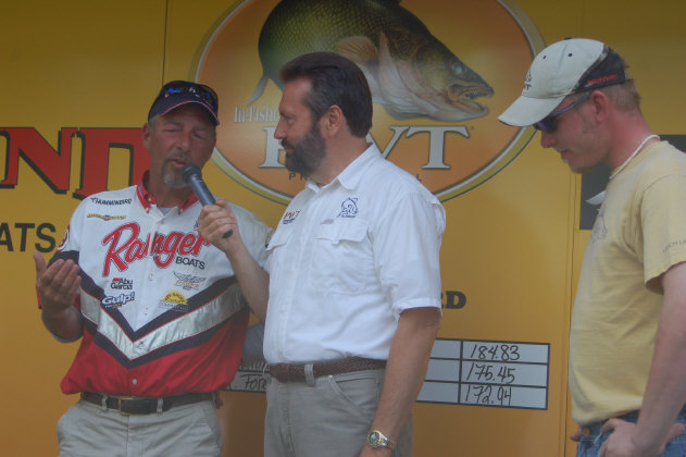 7A92BC9C-38A3-4D2F-81ED-EE86E400C073