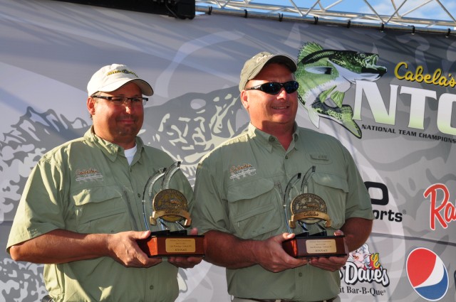 7AA76B32-9BDF-486D-BA4F-0B2D02738FF6