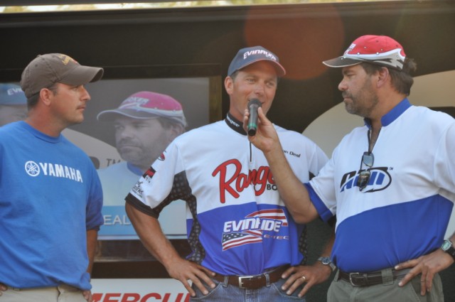 7AB8B7C7-3458-4638-BF06-556D29AA4AAD