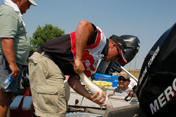 7AC90DBA-677E-49B0-BD0F-FBE8E5217B71