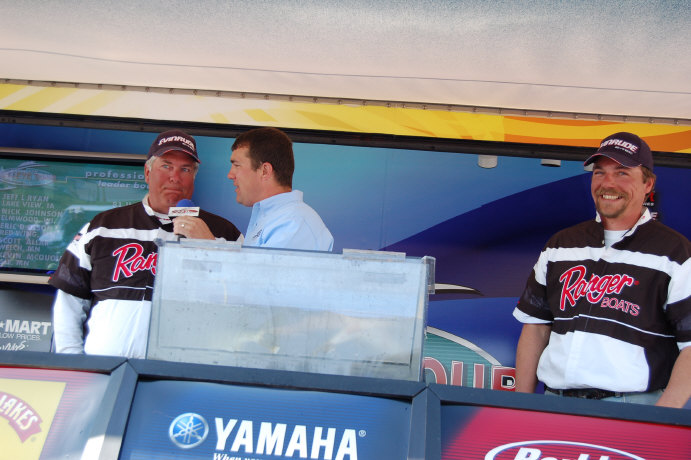 7AE7ED30-4DD5-424B-BC11-EB0B51CE4AD4