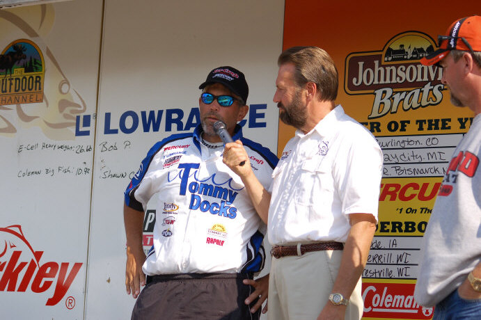 7B006EE1-FF7F-4A53-B35A-69A37146E724