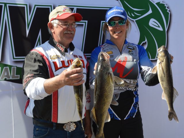 7B3ED43D-C967-4744-ABC3-83DCCDFB01B2