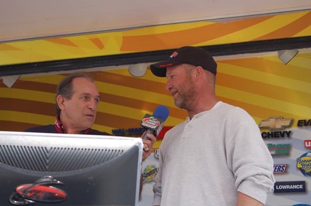 7B5875B8-6F53-440D-BD9F-5C4FB9B01898