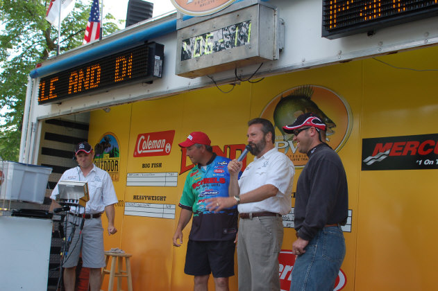 7B5C8A6F-1B80-463D-AF24-99DC5157A9BE