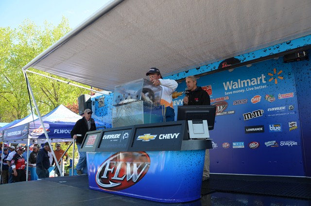 7B8DEC59-28FE-42C6-B94F-59AC8678AD3C