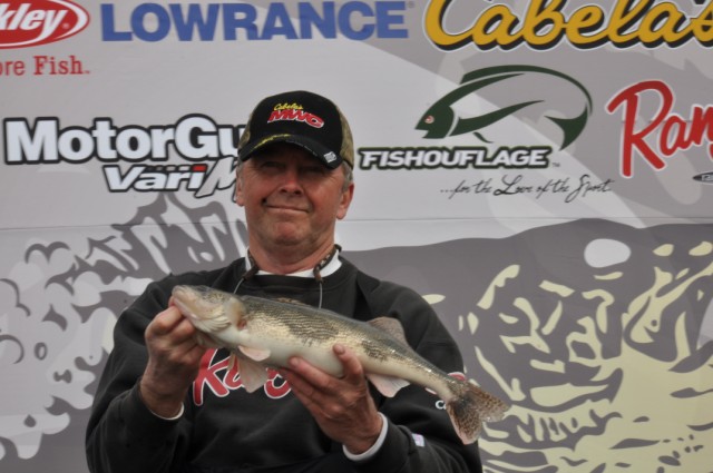 7BBA7704-BFD5-4C89-94E8-7EC9E3056185