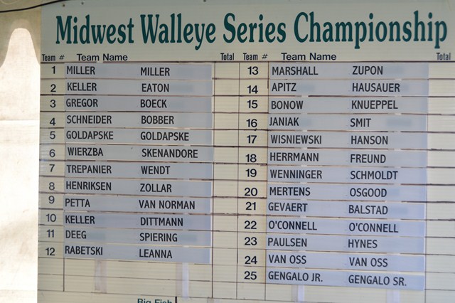 7BCE8DF2-DFC4-4004-90A7-60D08D0DB121