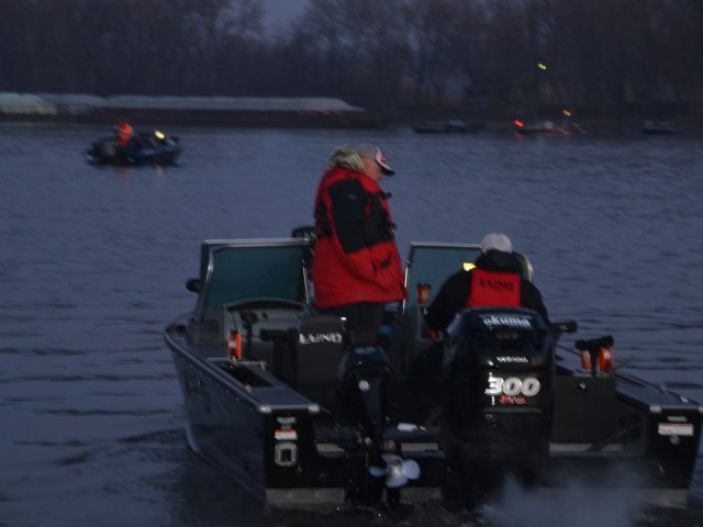 7BE72D12-0C8D-46F5-81CC-29E590BB7465