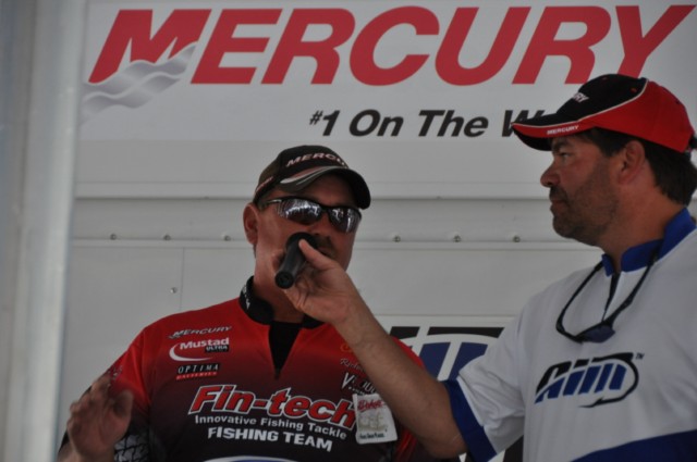 7BF44135-E5F6-4824-B26A-40893A25FD02