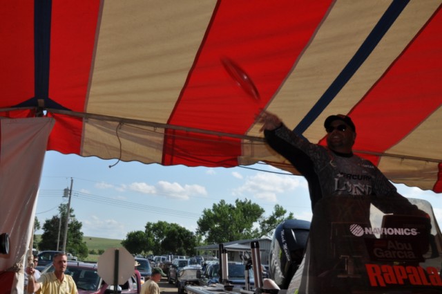 7BF5E984-F815-4104-BDA5-57ED48FD25CC