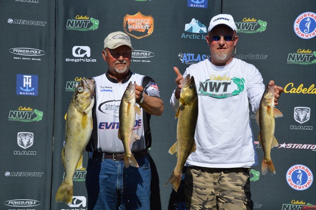 7C2B521E-EFE0-4179-8F35-6F98EB0F41AD