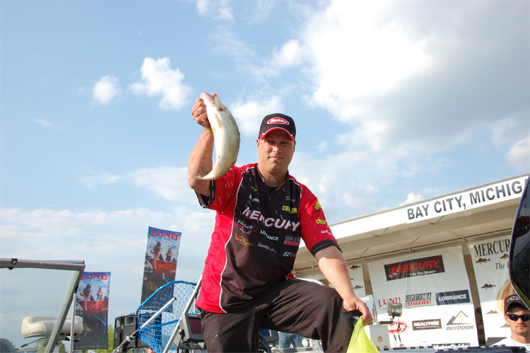 7C83A4B2-E30F-45BE-8D74-9D4BF3D578BA