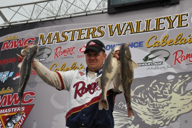 7C87CEE9-C906-439F-9BC9-0A8CA7D6A161