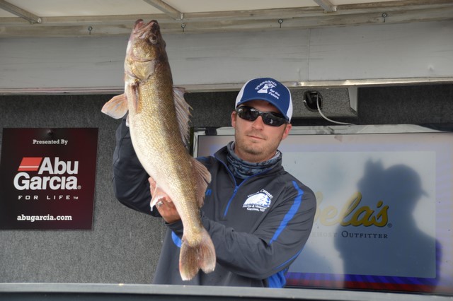 7CBDF1E5-C0EE-412E-B498-A175402FD074