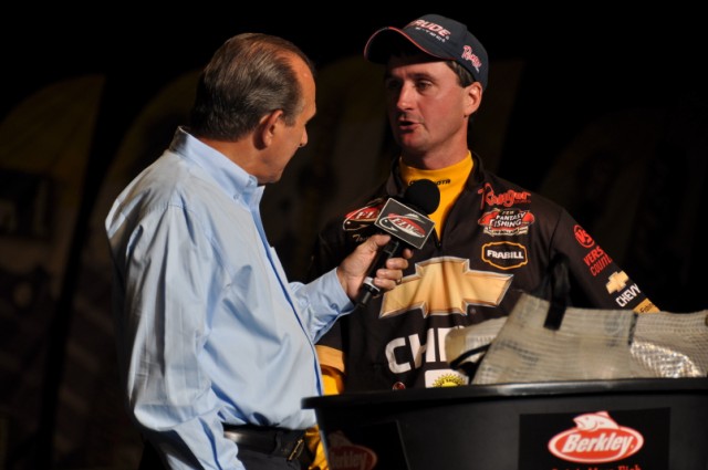 7CC72117-F9B4-453B-B1FF-098BD5D643E7