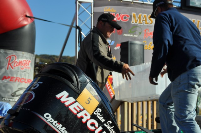 7CD54AA8-03AC-4A29-B486-46AEDB149249