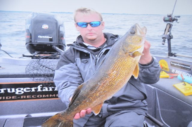 7D00A02C-2915-412D-820B-544657807A85