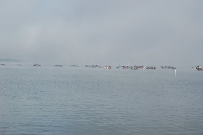 7D044B9E-2A2D-444D-BC76-FA18FA31AC57