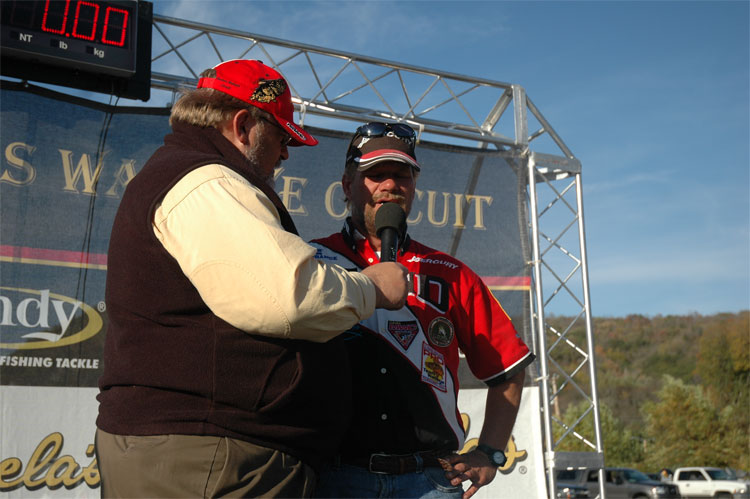 7D375D77-1067-450D-AD26-D8E92A1B47E9