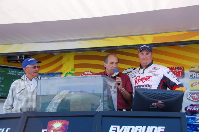 7D3FC72F-C1A9-47A7-81FD-4ECB118C6DB3