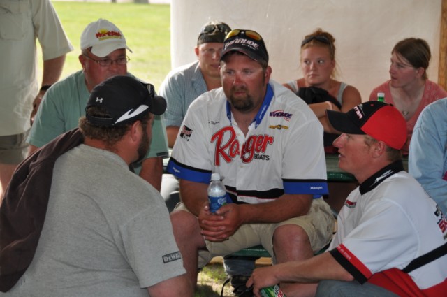 7D846B92-4514-4996-8C16-9BDB95FB51F8