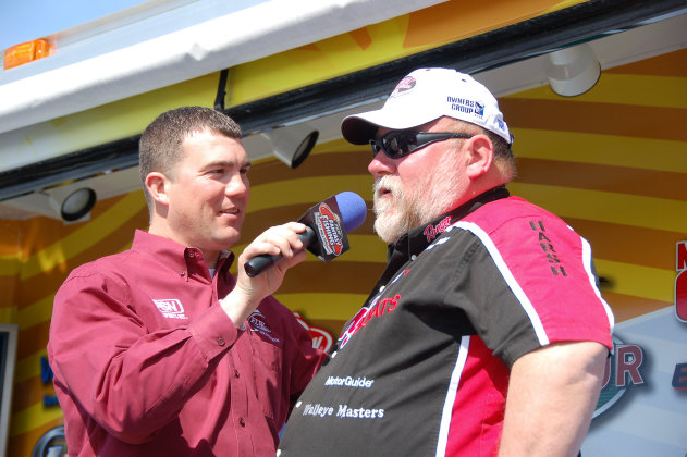 7D893F3F-6F14-401A-8165-E2B6D3B9BD4C