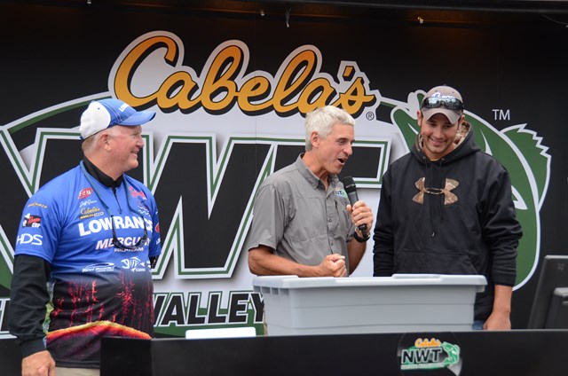 7DB938E2-44F9-41E6-A90C-376FDD426297