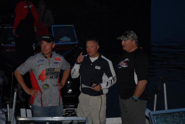 7E110C40-EF9C-4D8C-AFA3-EFA8329F10CB