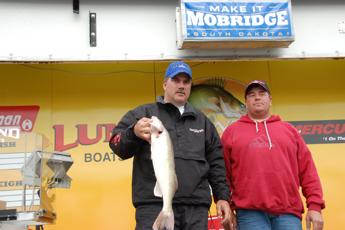 7E46362A-8DD6-4D2F-AAB3-529D4843594E