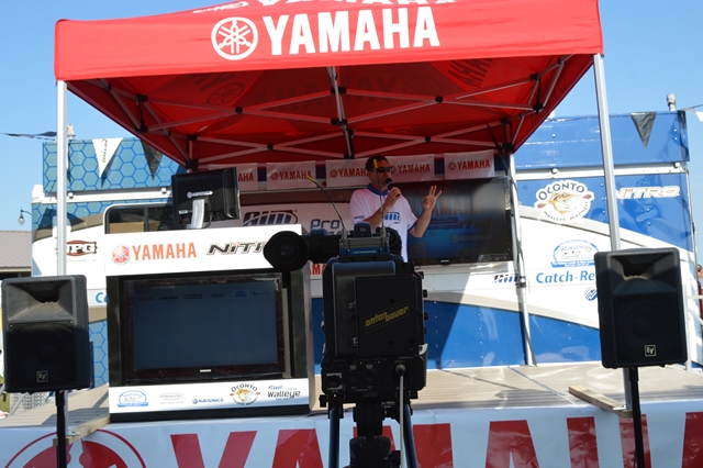 7E4E700D-EA3F-4CBA-A9EE-F7114E708AD4