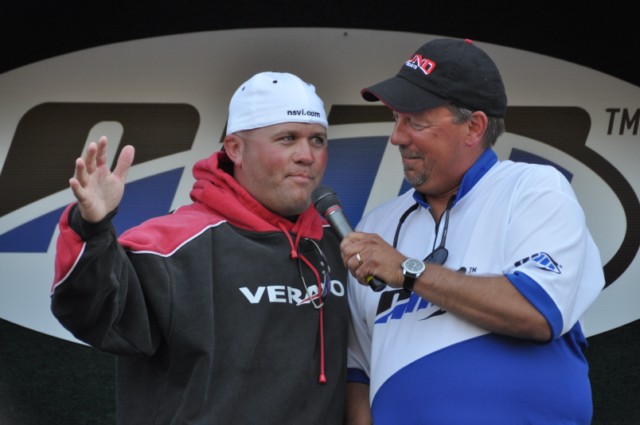 7E63670D-D676-4C9A-AEDC-BB52C4672138