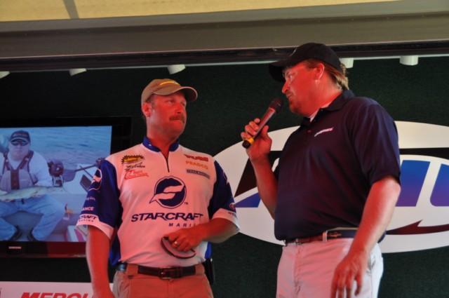 7E65E8F4-4493-4F89-B6BB-6B60A1B3C59E