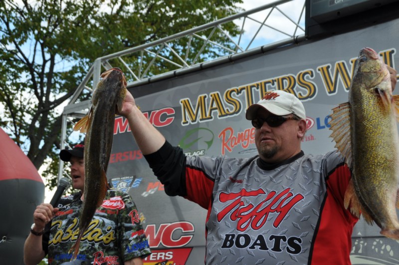 7E9521D9-28EC-4C4F-856E-12FB785AC8A5