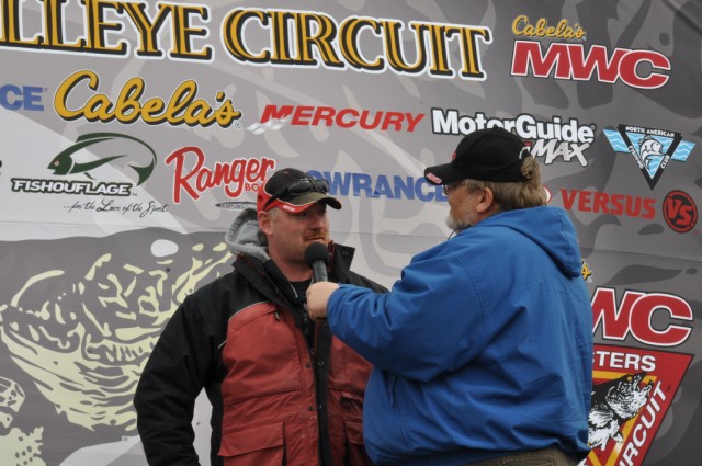 7EA00944-0DE6-4B3E-BC60-36B59BBB5621