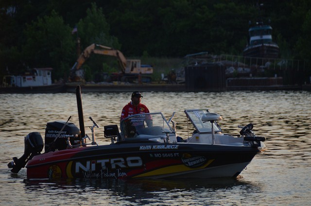 7EC2B4E6-5BE4-4506-9FDF-9B0D1BD71A4D