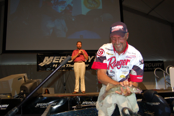 7ECA9D3D-051E-48FC-AD00-9B633A748812