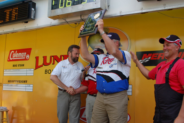 7EF2A98B-58A6-4460-960C-96717C3BCB77