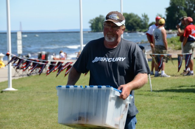 7EF3F572-805E-4926-ACF0-6DB384363F63