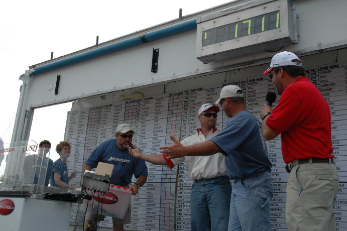 7EF6A21D-C3CE-424C-B395-FA52882FE803