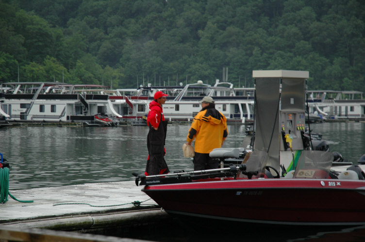 7F22B59C-CFFF-422E-9016-3306383007BF