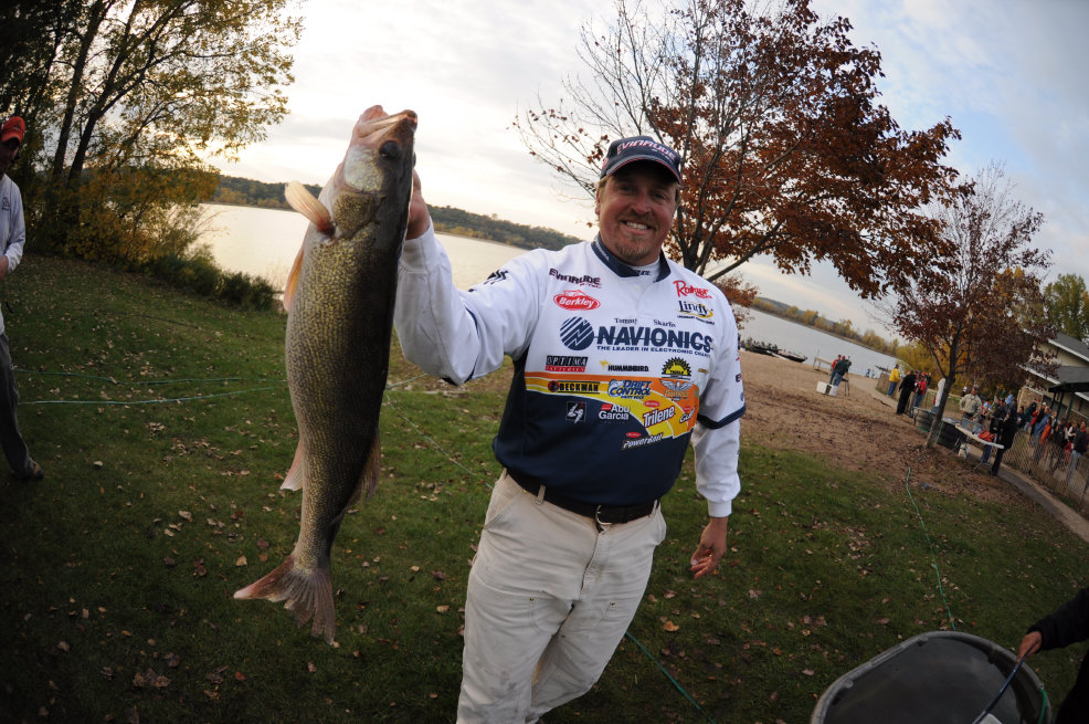 7F2E5C4B-3019-4C0C-B21E-5C90D5F37D76