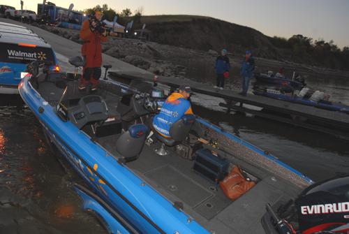 7F7EC8D5-7417-45D3-BC63-B4334A120614