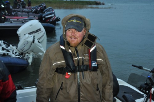 7F9775D7-A635-4487-BB9F-7E7D607608AF