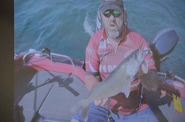 7F9F5313-0C23-4550-A96E-49123F5DCCC5