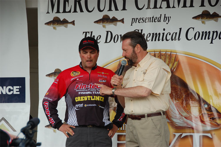 7FC287F9-DB8E-4516-8E09-84A250264225