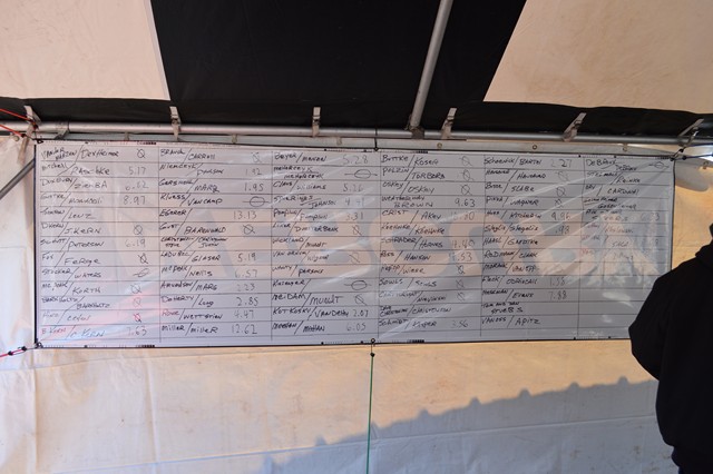 B54380B0-653B-40D3-A303-20DE83BF643F