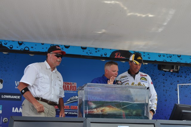 2D747A4D-05A6-4B28-B78C-F017793D8F3F