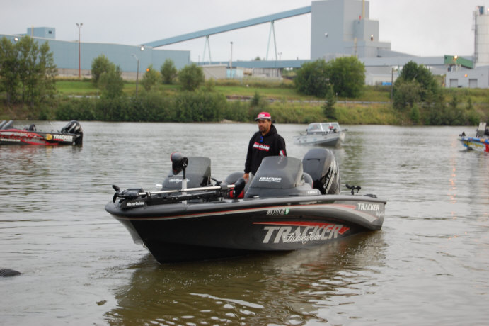 21463BB6-6455-406B-AD9F-6048257E5ACE